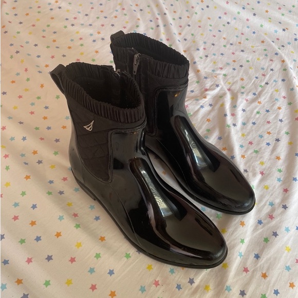 Nautica Rain Boots - Picture 3 of 6